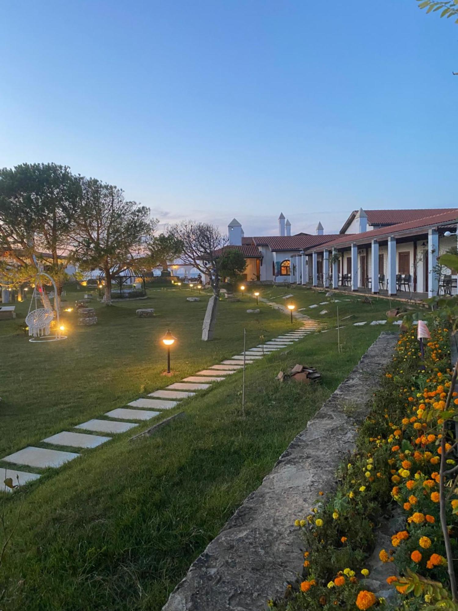 Tarihi Kumbaba Otel 아그바 외부 사진